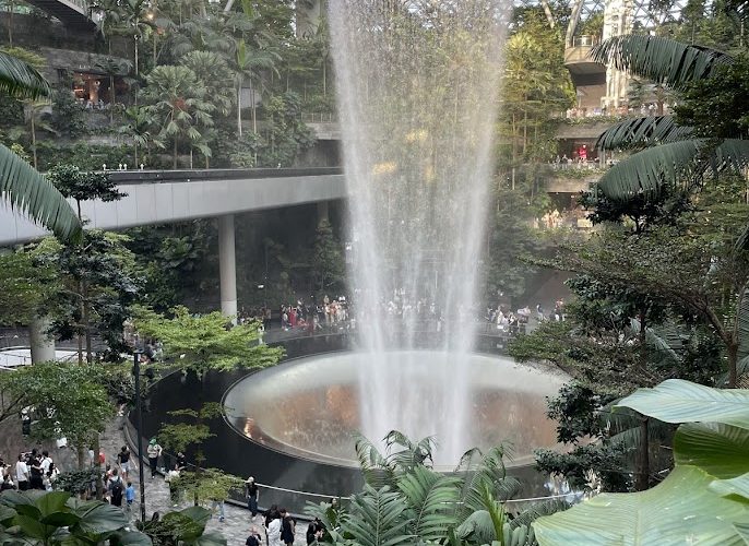 2025年夏の旅　スリランカ②　チャンギ空港